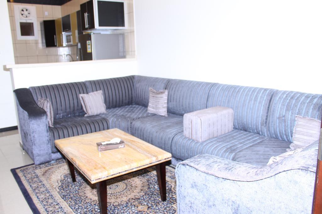 فخامة الديار للشقق المخدومة Fakhamat Aldyar For Serviced Apartments ターイフ エクステリア 写真
