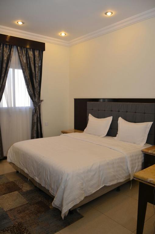 فخامة الديار للشقق المخدومة Fakhamat Aldyar For Serviced Apartments ターイフ エクステリア 写真