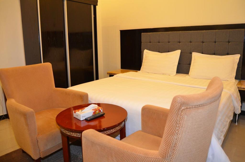 فخامة الديار للشقق المخدومة Fakhamat Aldyar For Serviced Apartments ターイフ エクステリア 写真